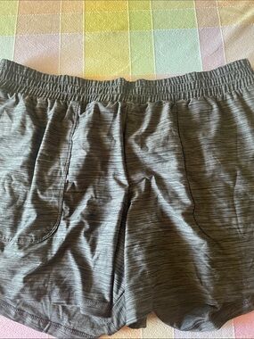 Athletic Everyday Shorts in Heathered Charcoal Gray